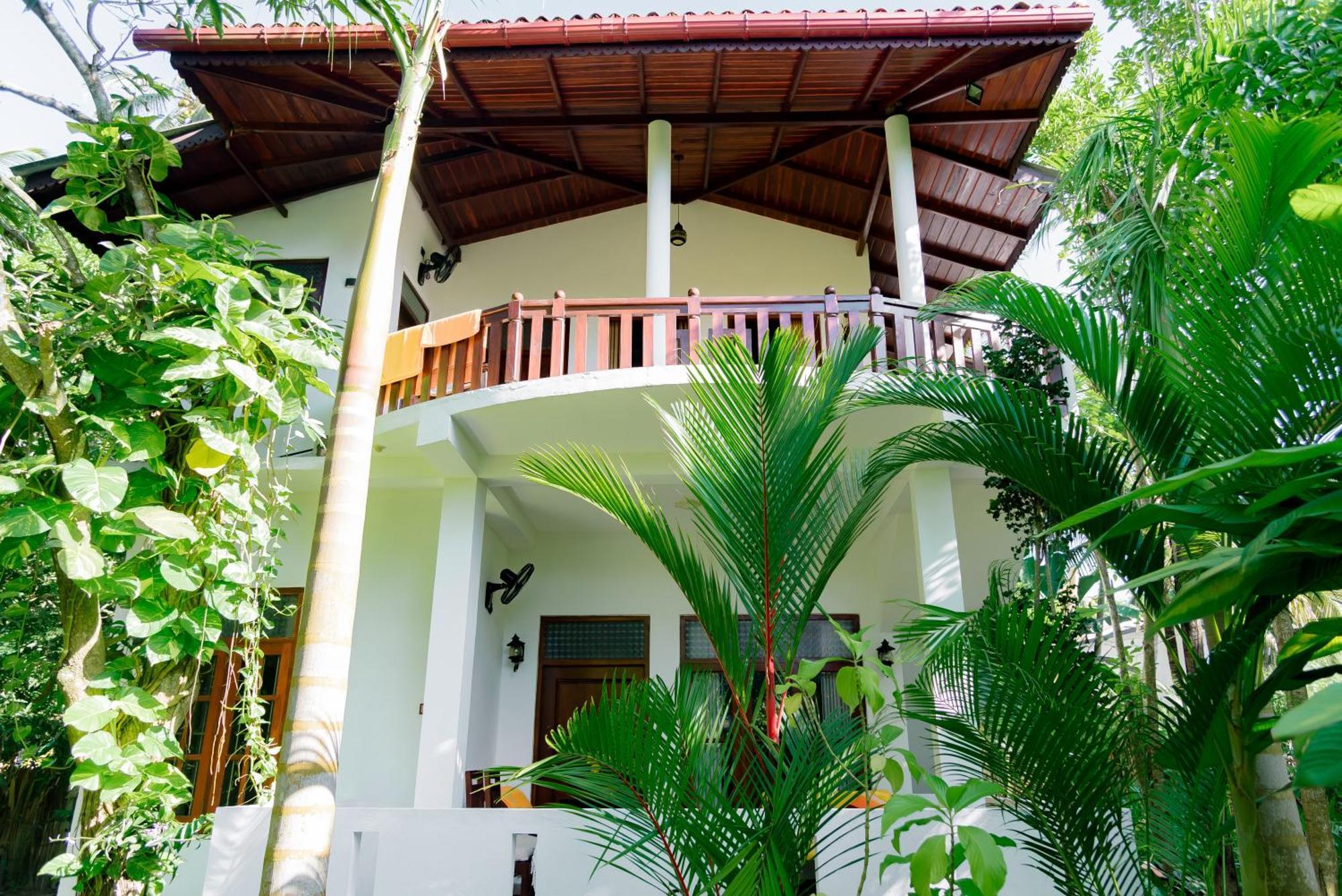 Shadow Surf Bay Hotel Tangalle Eksteriør billede
